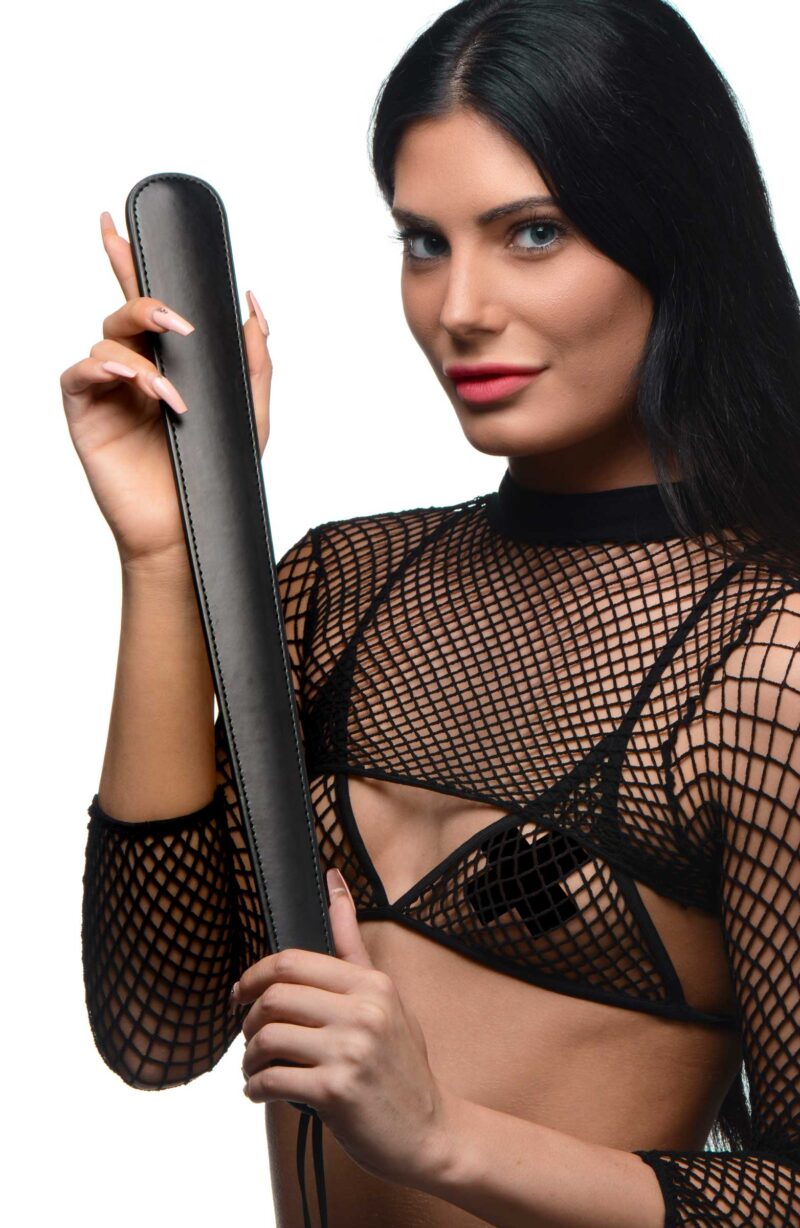 ag859-female-model-001b